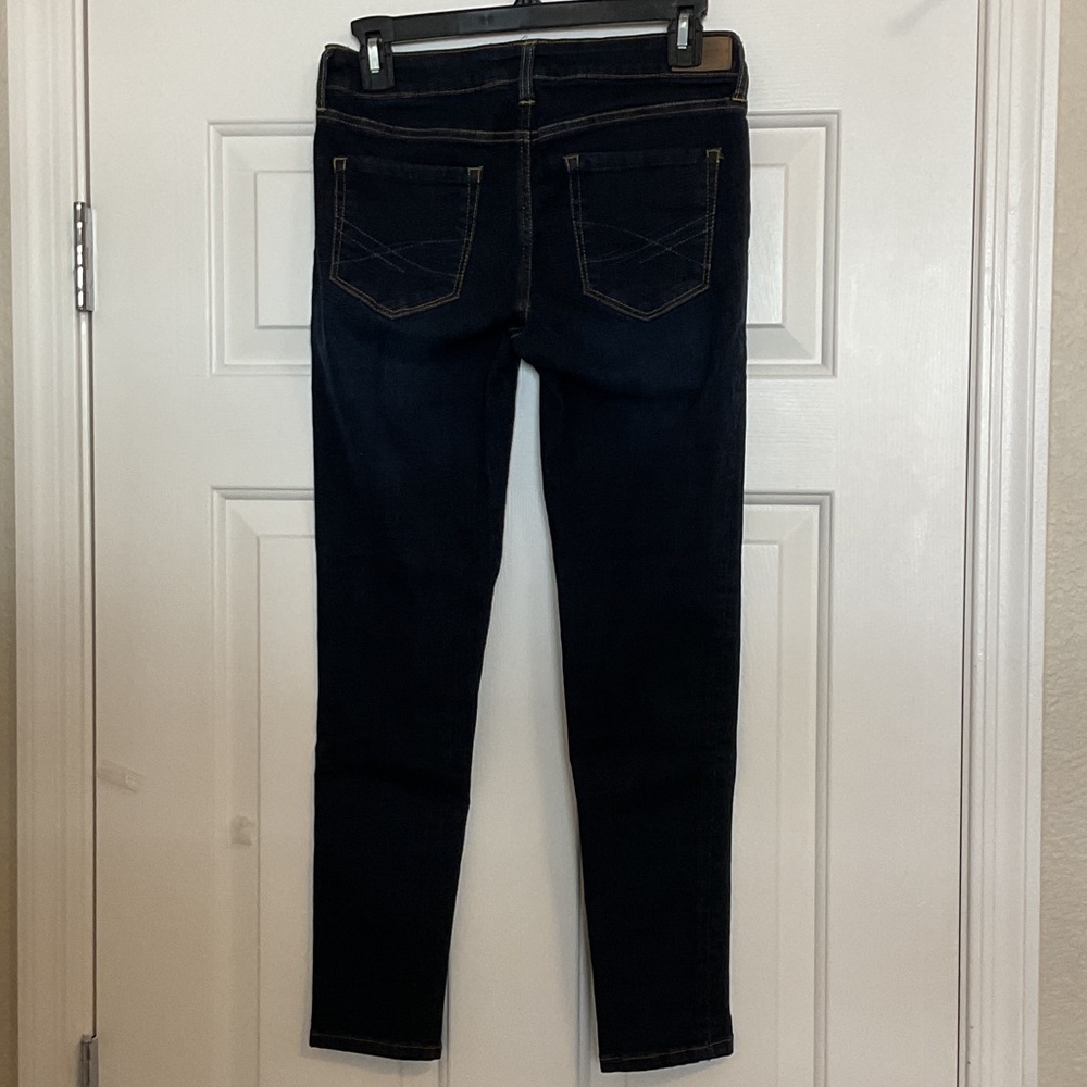 Aeropostale Women's Deep Indigo Skinny Jeans, size 6, perfect new condition. - Picture 7 of 10